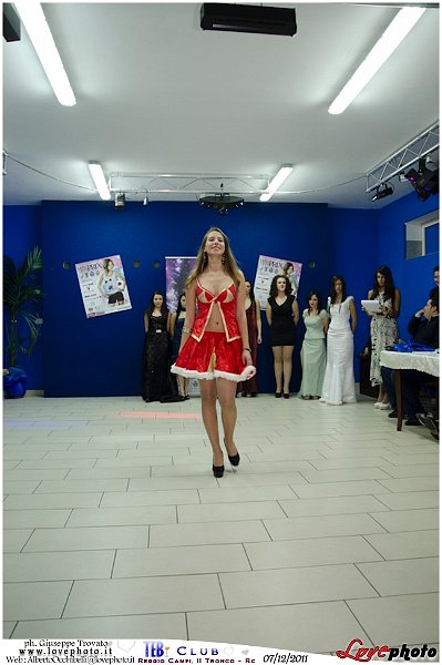 058Teb_Club_Miss Grand Prix_LovePhoto-07122011.jpg